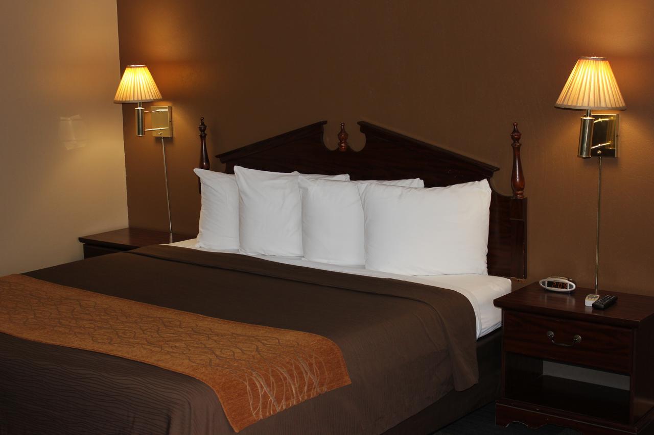 Econo Lodge Оскалуса  Екстер'єр фото