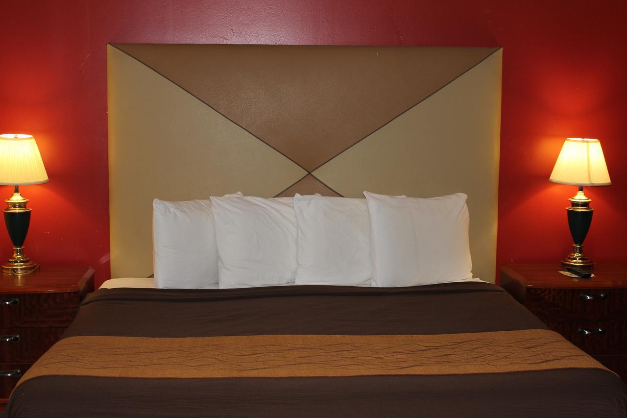Econo Lodge Оскалуса  Екстер'єр фото