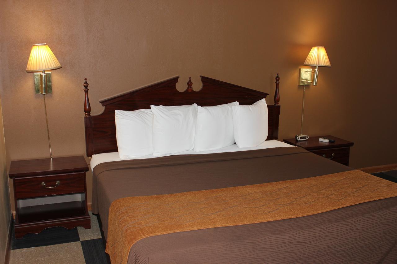 Econo Lodge Оскалуса  Екстер'єр фото