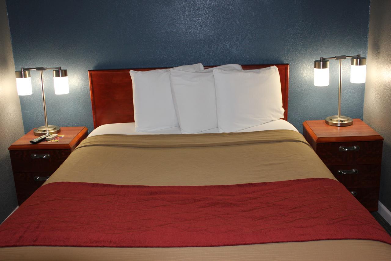 Econo Lodge Оскалуса  Екстер'єр фото